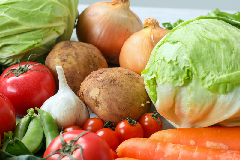 野菜の保存方法 トマト キュウリ ナス ピーマン ゴーヤ 夏の野菜を美味しく長持ちさせるには クラシーラ